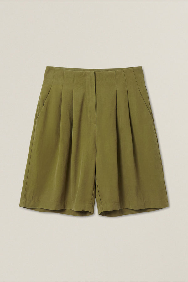 Amory | Flowing tailored shorts