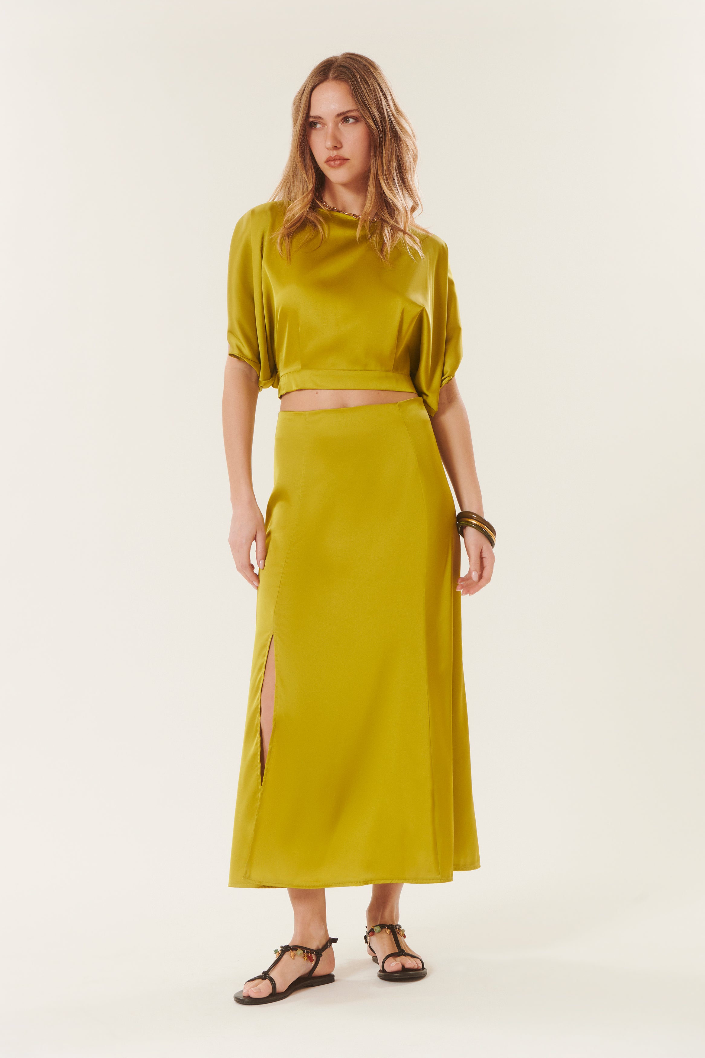 Alberta | Satin midi skirt