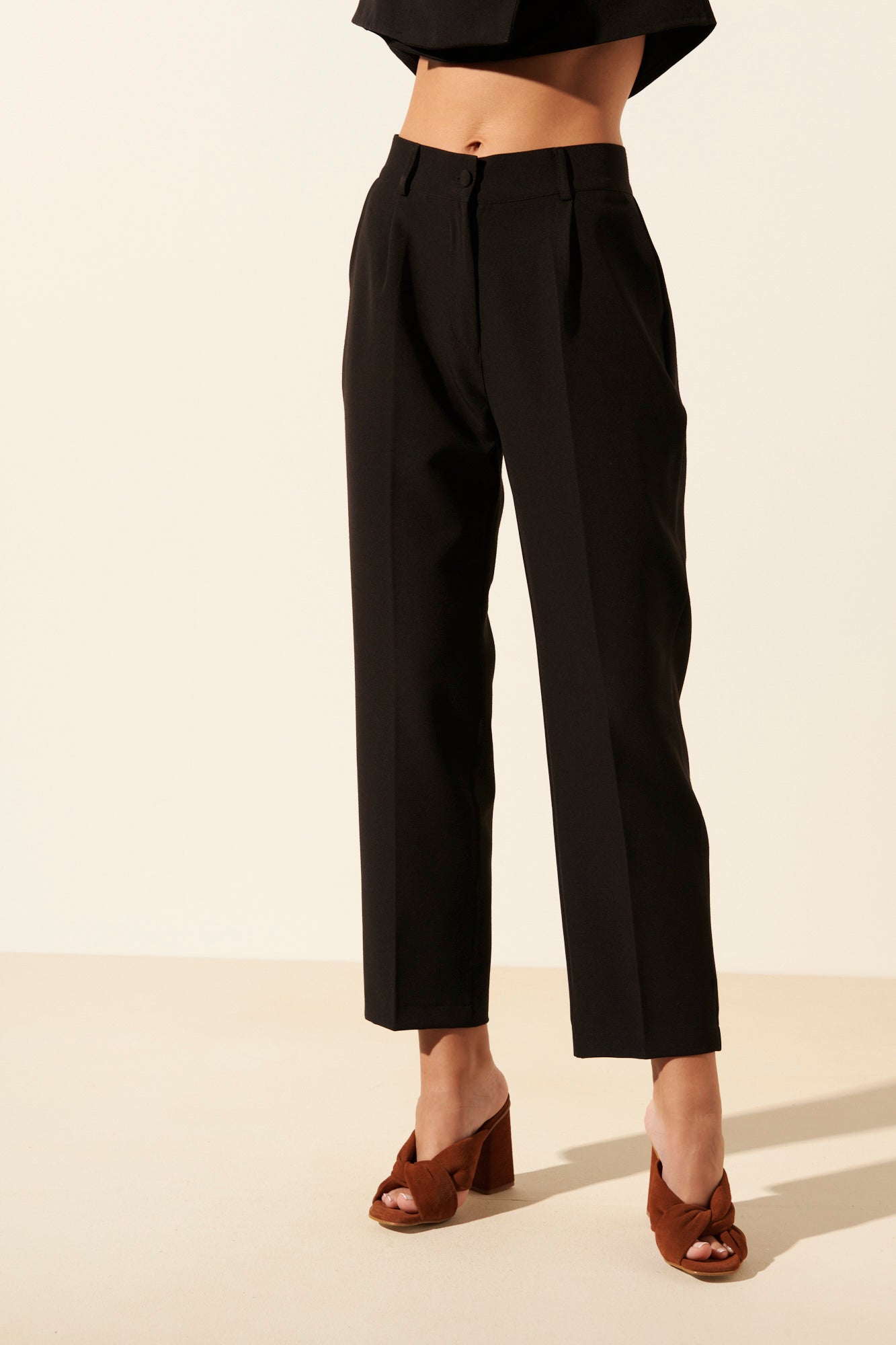 Justin | High-waisted blazer pants