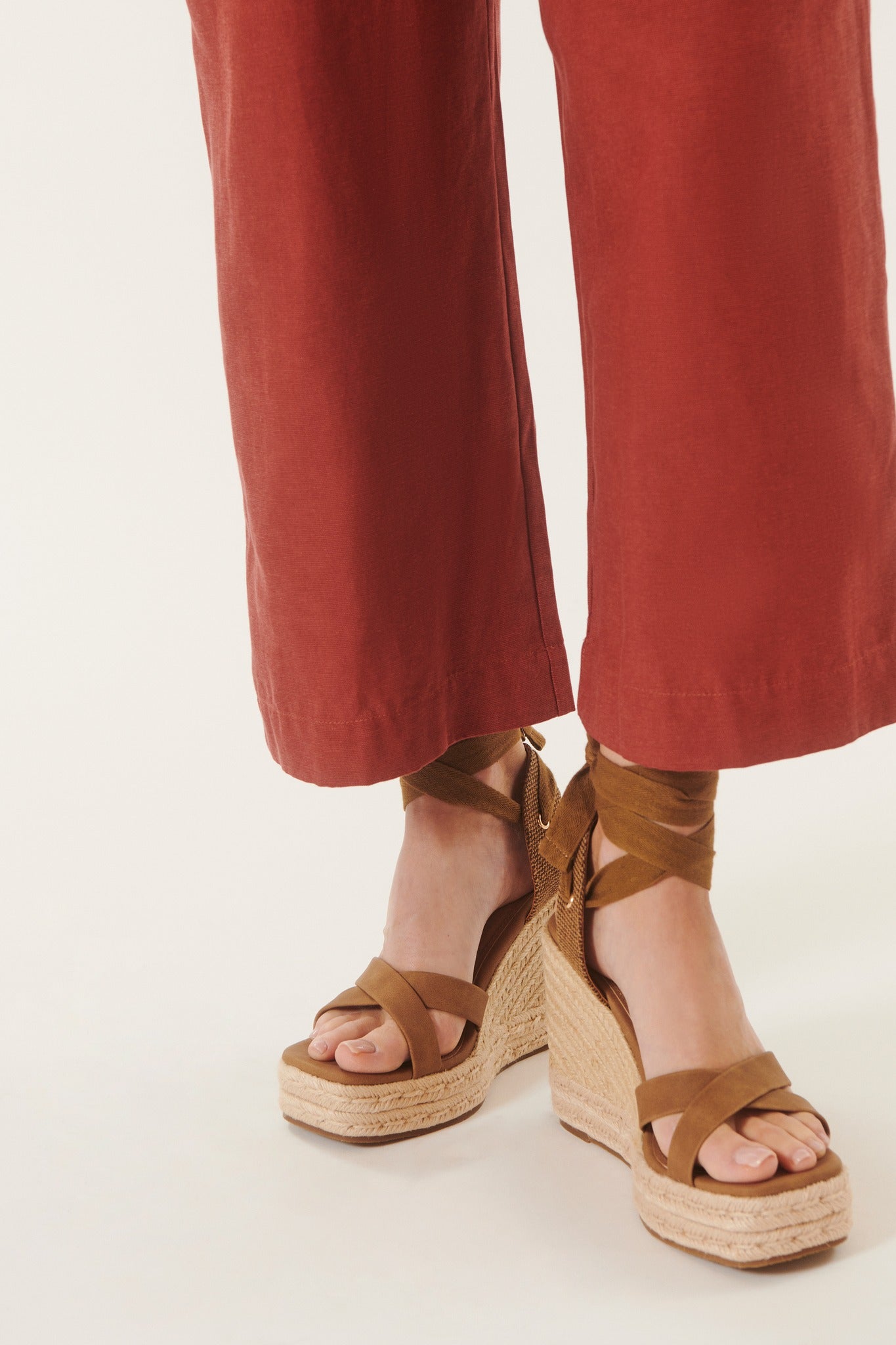 June | Wedge sandals