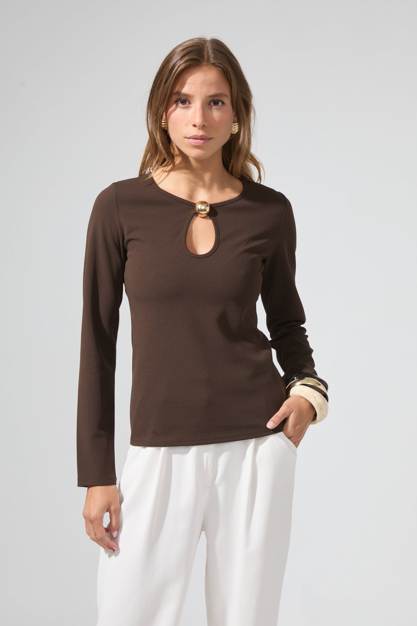 Yves | Top with keyhole opening
