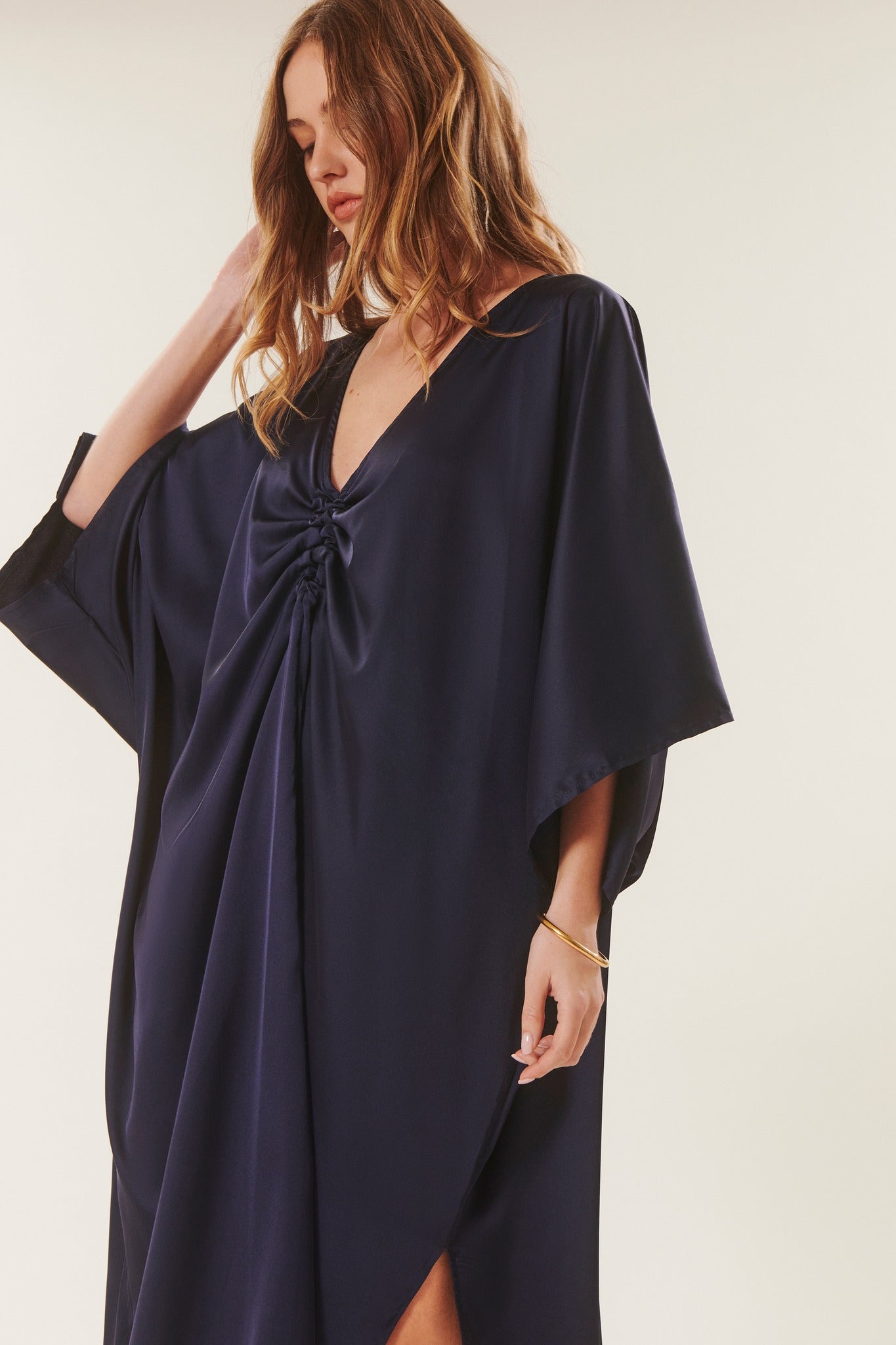Daniela | Flowy satin dress