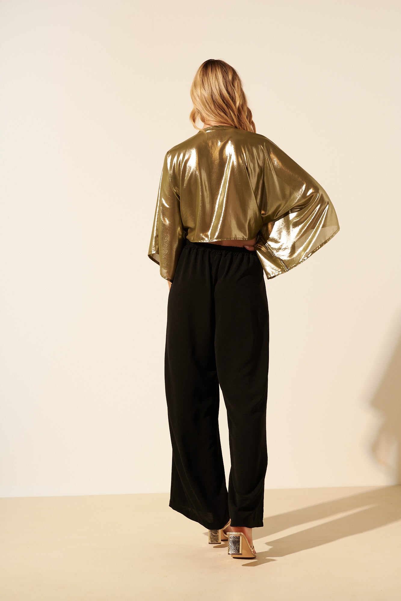 Blake | Fluid lamé top