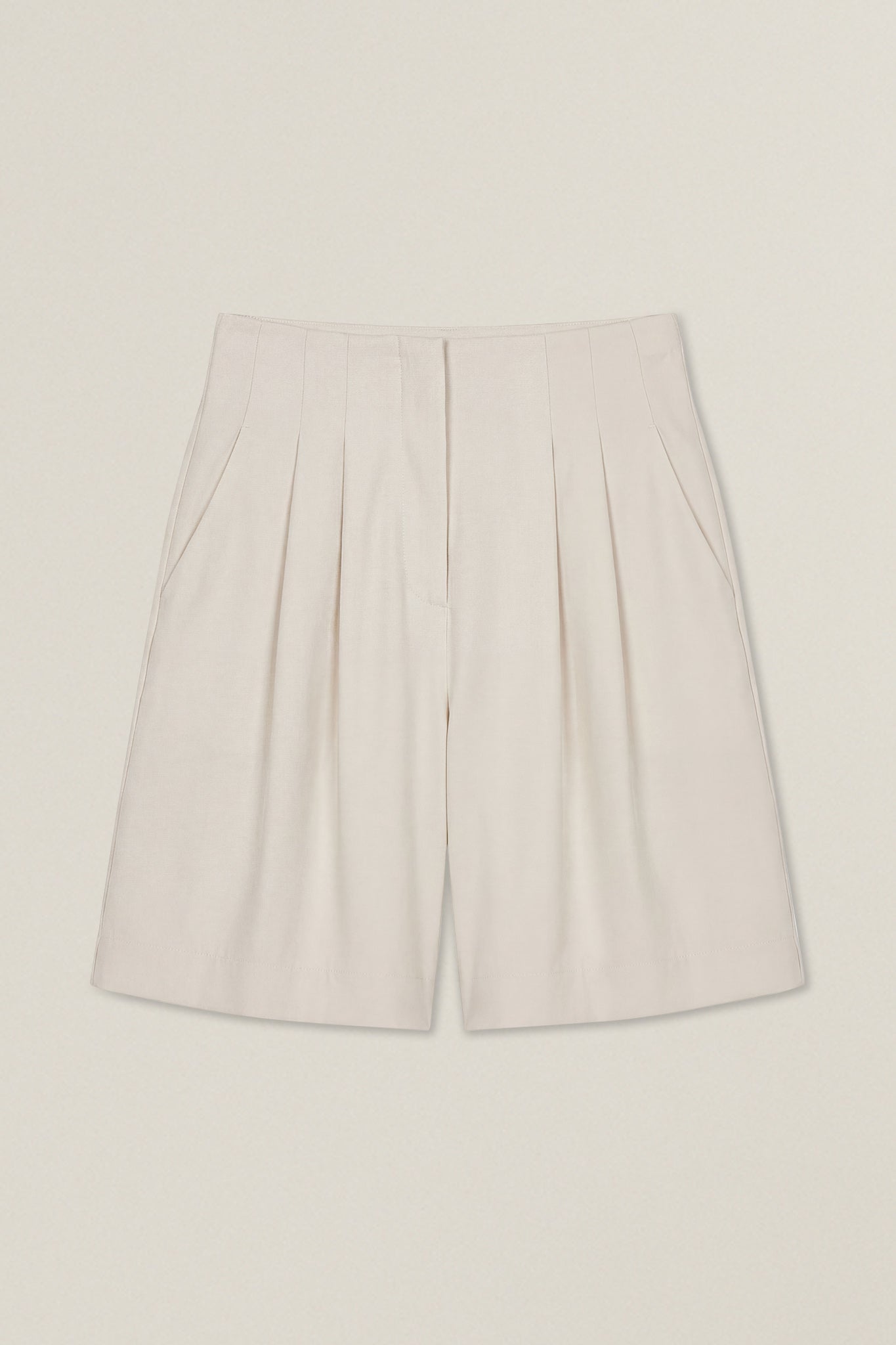 Amory | Fluid tailored shorts
