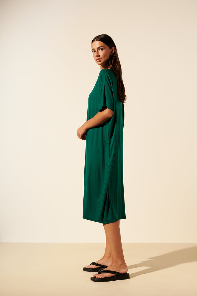 Brooke | Fluid t-shirt dress