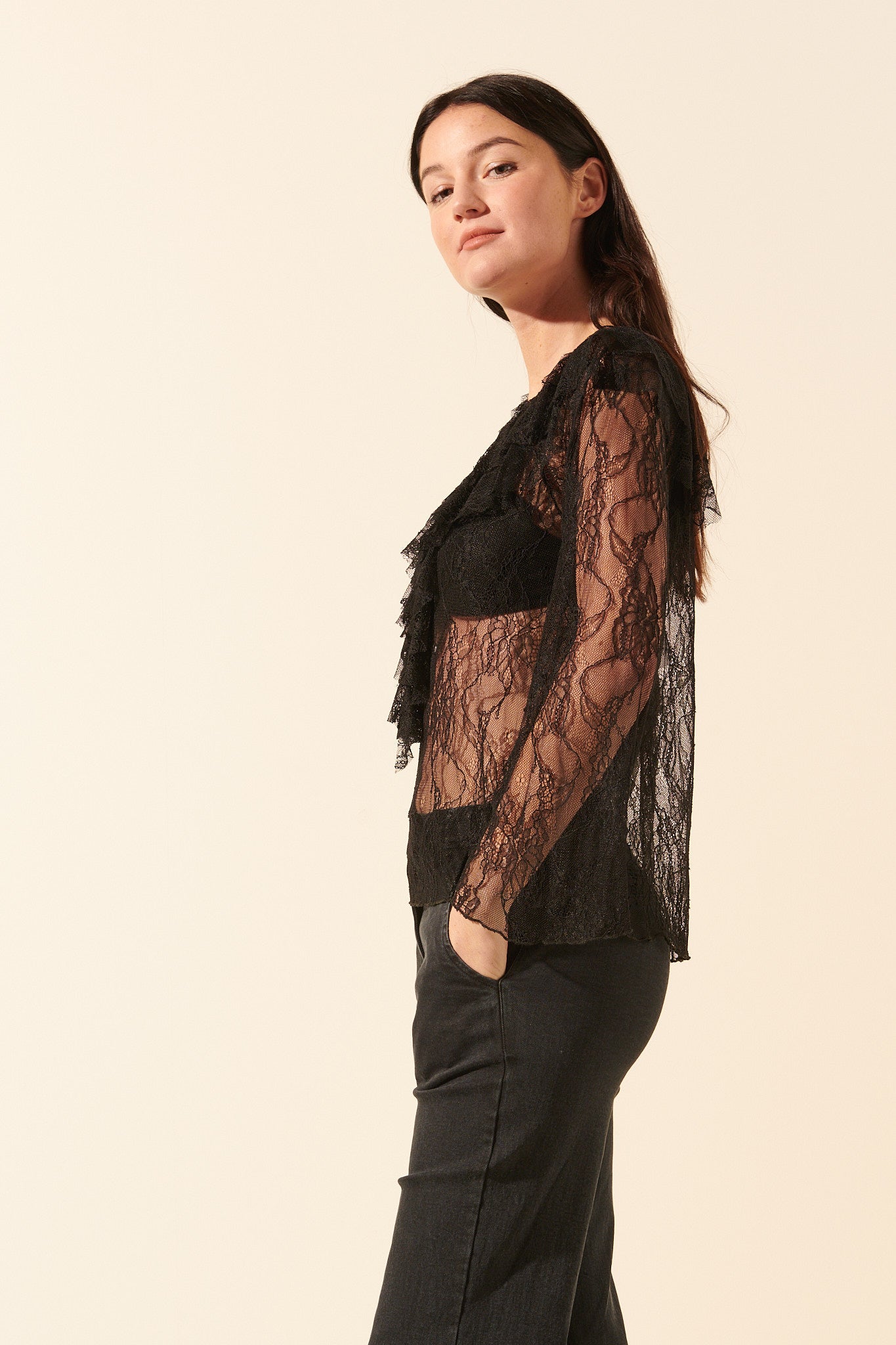 Froufrou | Lace top