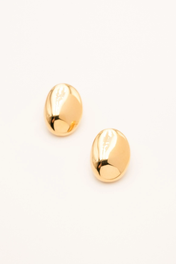 Giovanna | Oval stud earrings