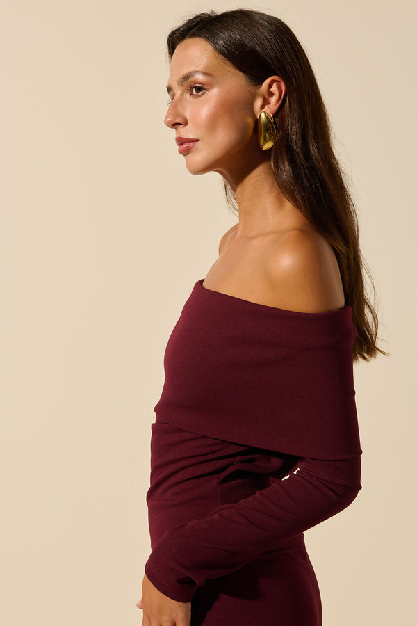 Holly | Off-the-shoulder top