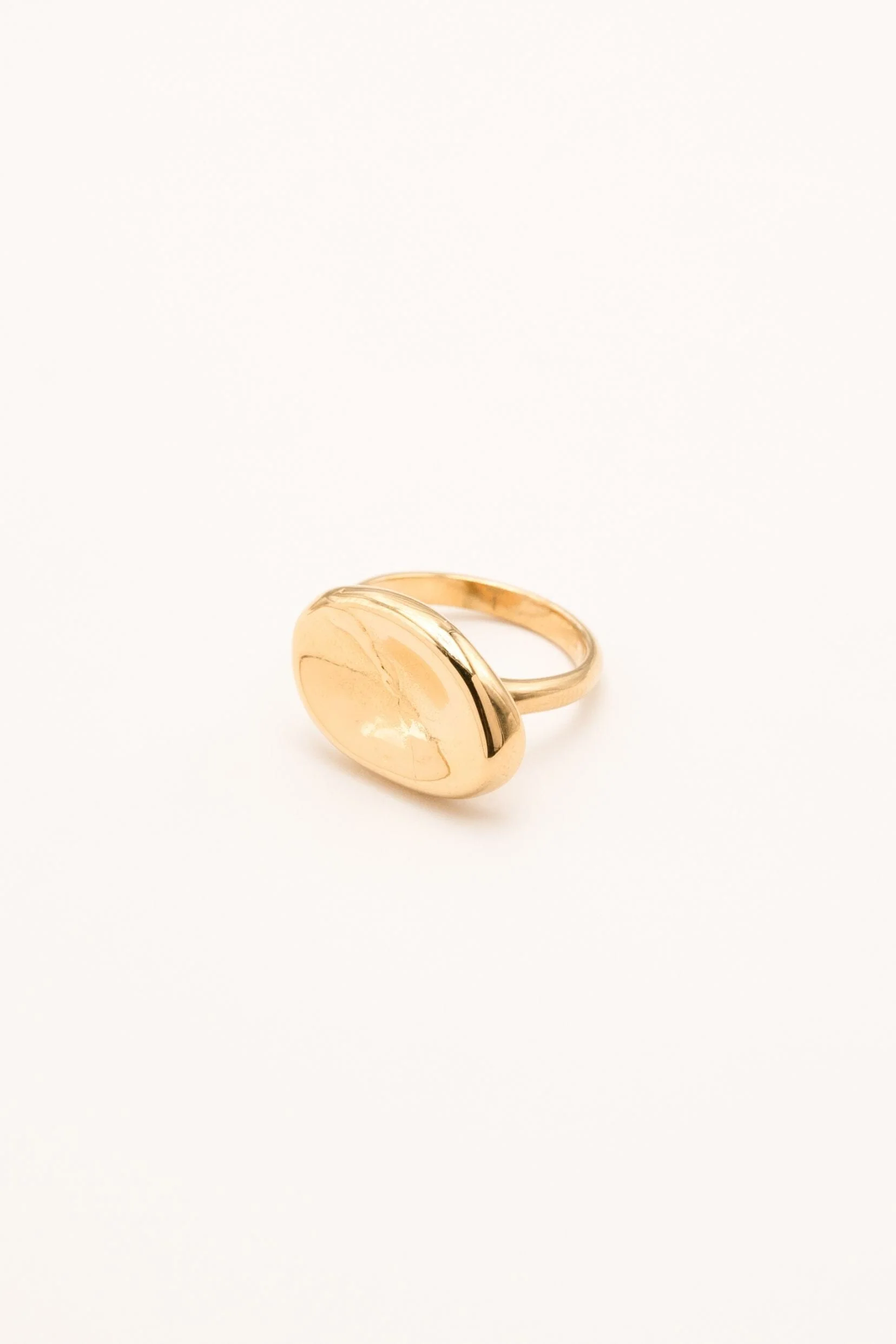 Melaina | Curved Ring