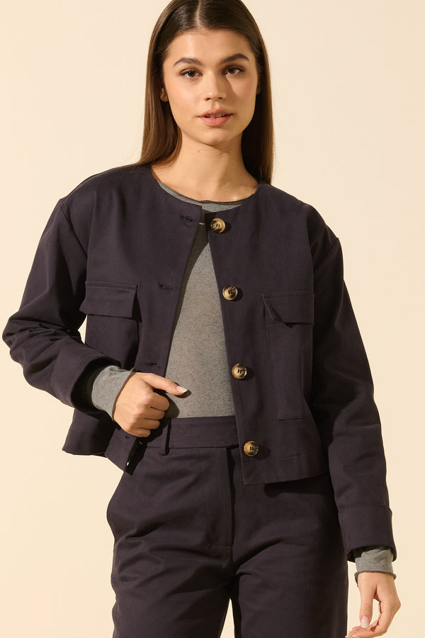 Pauline | Classic buttoned jacket