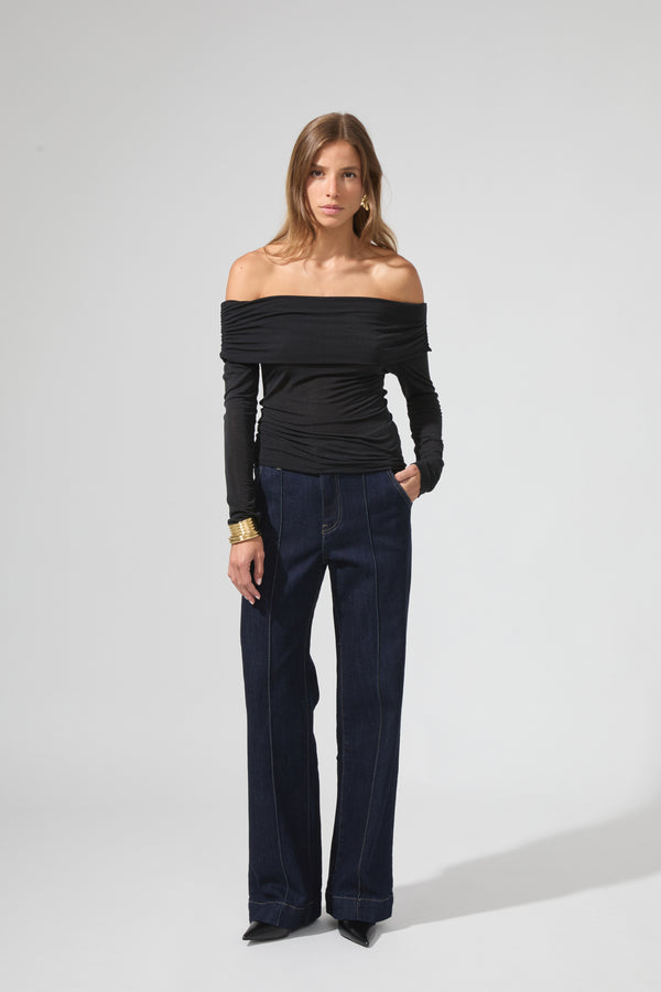 Pablo | Cold shoulder top
