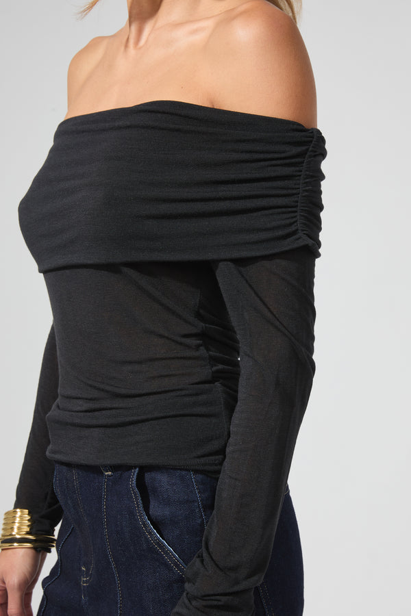 Pablo | Cold shoulder top