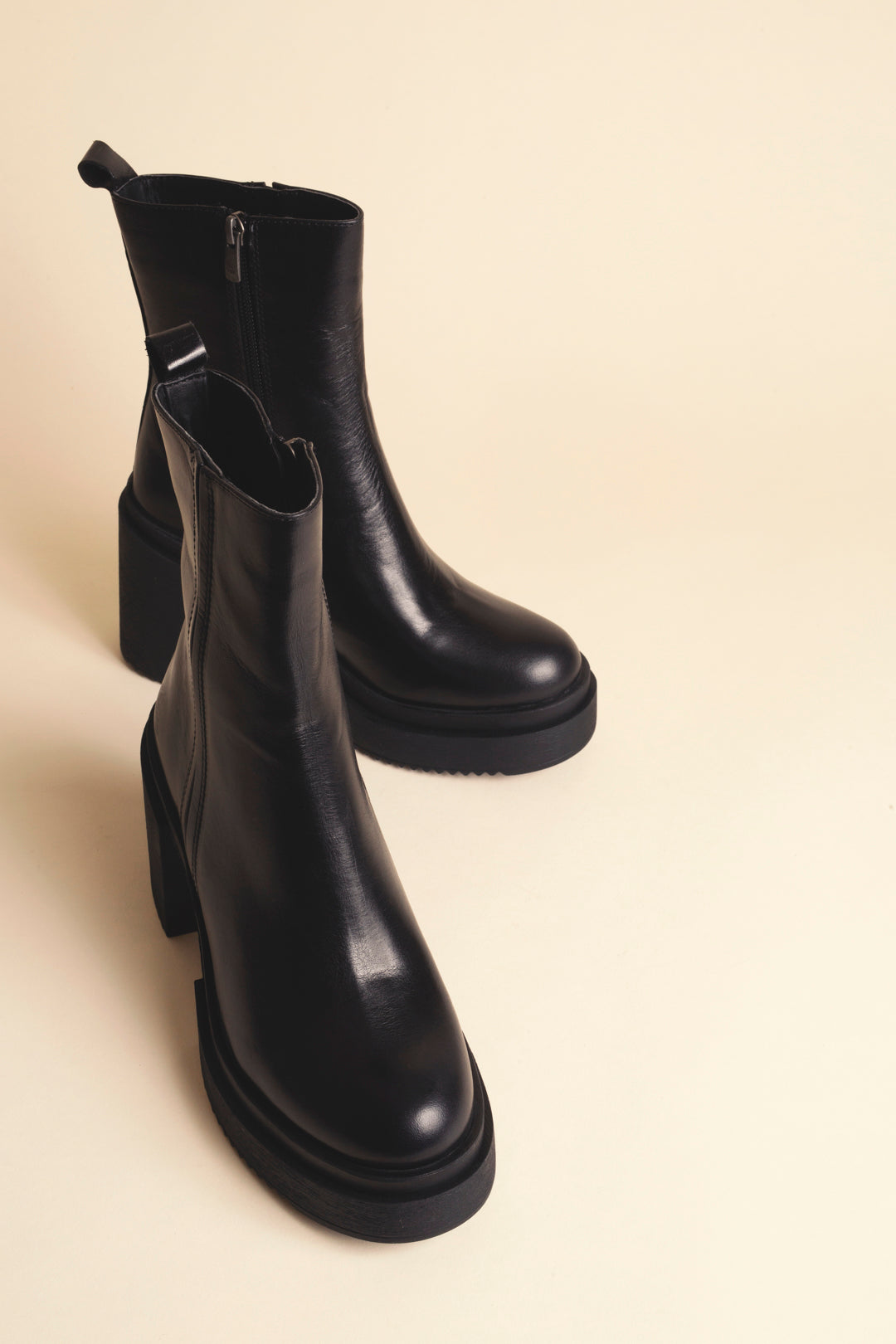 Pump | Tracks ankle boots