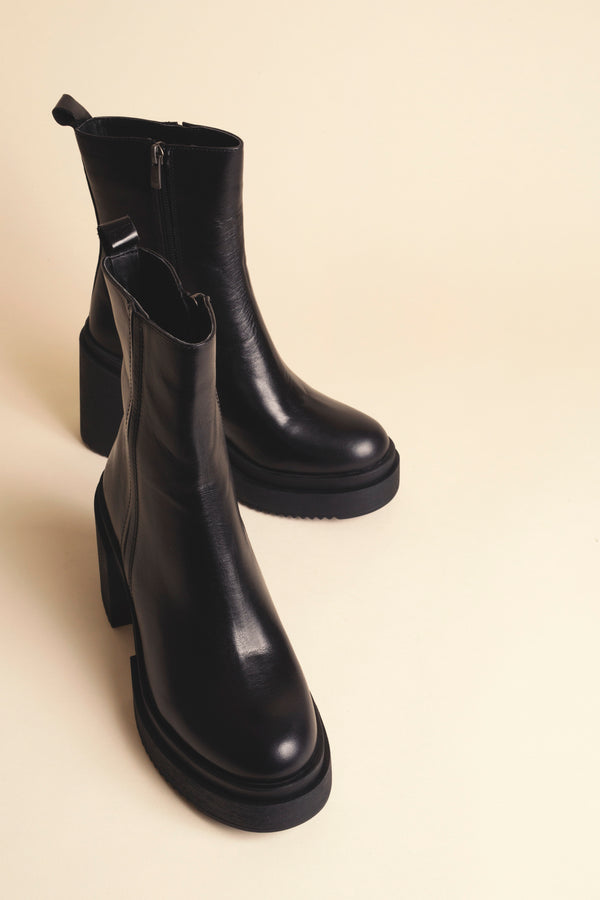 Pump | Tracks ankle boots