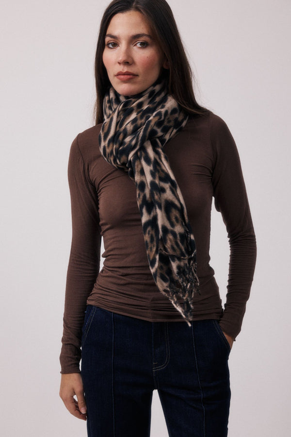 Veda | Leopard Scarf