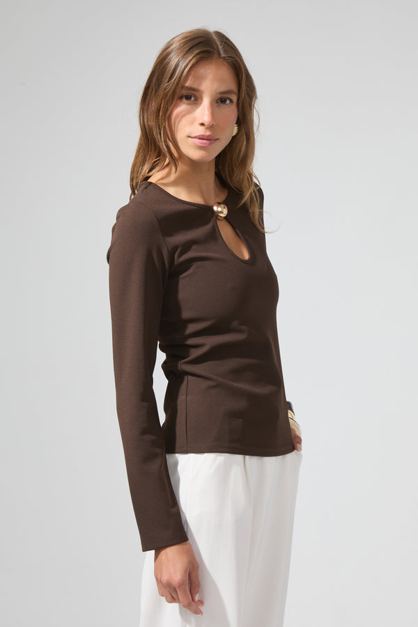 Yves | Top with keyhole opening