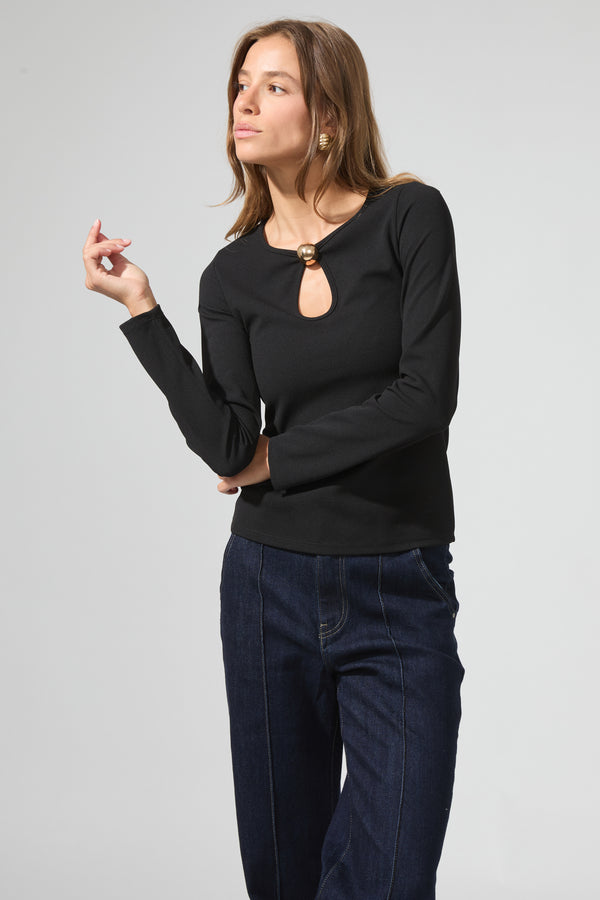 Yves | Top with teardrop opening