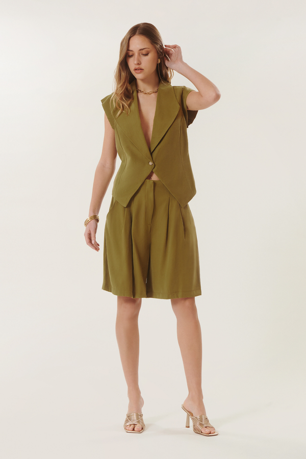 Amory | Flowing tailored shorts