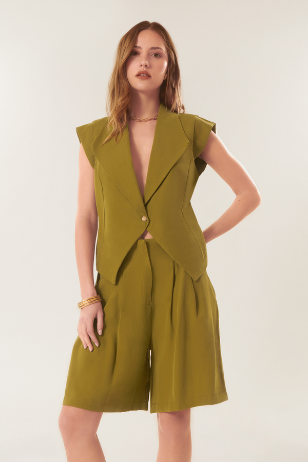 Amory | Flowing tailored shorts