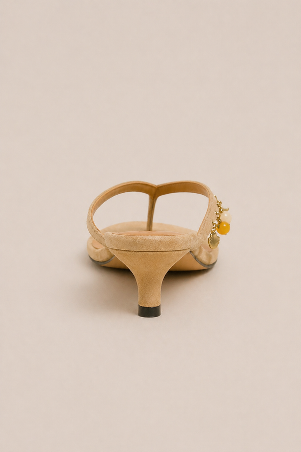 Delia | Tassel sandals