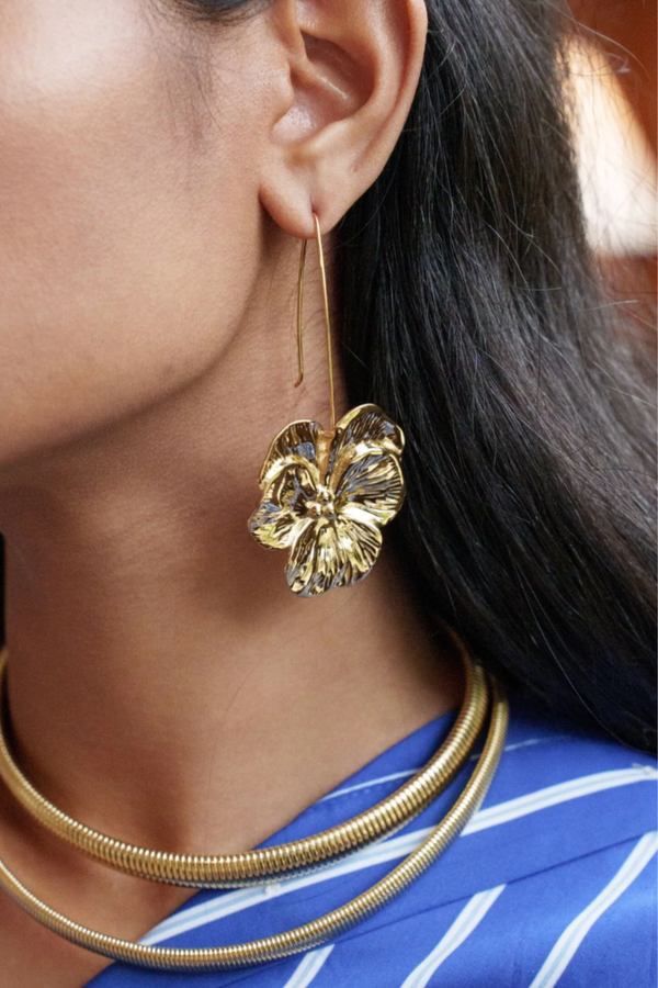 Thecla | Hanging flower earrings